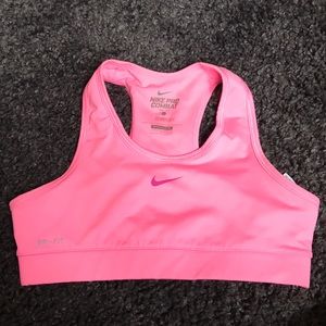 junior/girl comfy razorback sports bra!